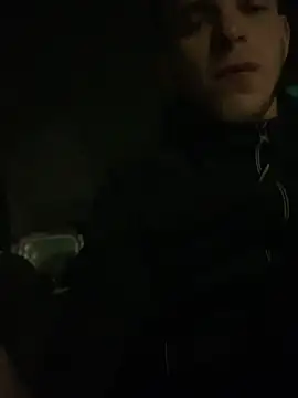 Snapshot of macho1347 chatting on 10/31/25, 05:36 macho1347 online show from 10/31/25, 05:36