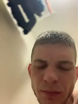 Snapshot of macho1347 chatting on 11/14/25, 08:46 macho1347 online show from 11/14/25, 08:46