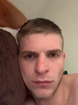 Snapshot of macho1347 chatting on 11/30/25, 07:34 macho1347 online show from 11/30/25, 07:34