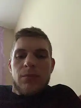 Snapshot of macho1347 chatting on 12/03/25, 07:16 macho1347 online show from 12/03/25, 07:16