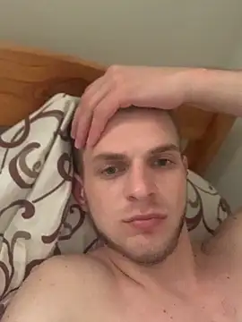 Snapshot of macho1347 chatting on 12/04/25, 09:51 macho1347 online show from 12/04/25, 09:51