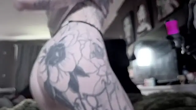 bambitatted online show from 07/05/26, 06:59