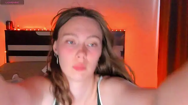 LolaMeddisson online show from 07/22/26, 01:52