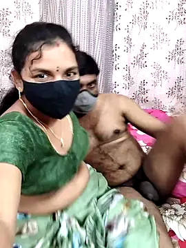 Snapshot of Lalitha-1995 chatting on 10/24/25, 06:32 Lalitha-1995 online show from 10/24/25, 06:32