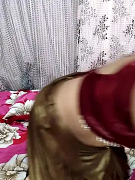 Snapshot of Lalitha-1995 chatting on 11/03/25, 06:20 Lalitha-1995 online show from 11/03/25, 06:20