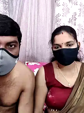 Snapshot of Lalitha-1995 chatting on 11/19/25, 06:02 Lalitha-1995 online show from 11/19/25, 06:02