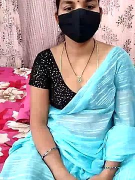 Snapshot of Lalitha-1995 chatting on 11/25/25, 06:24 Lalitha-1995 online show from 11/25/25, 06:24