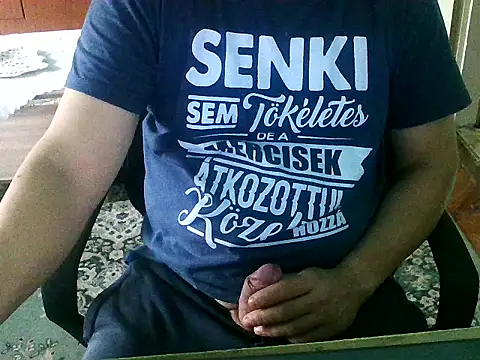 Snapshot of zee06 chatting on 10/26/25, 02:56 zee06 online show from 10/26/25, 02:56