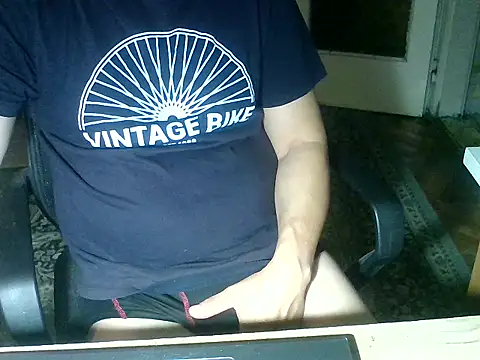 Snapshot of zee06 chatting on 11/13/25, 07:57 zee06 online show from 11/13/25, 07:57