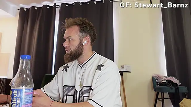 Stewart Barnz online show from 05/05/26, 09:39