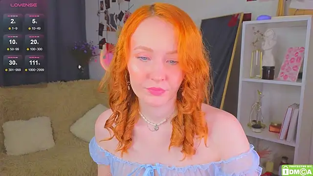 JoyceJones online show from 09/30/25, 07:08