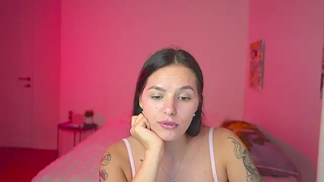 EwelynScott online show from 09/24/25, 06:00