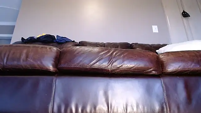 Blueeyedzaya  online show from 10/27/25, 01:26