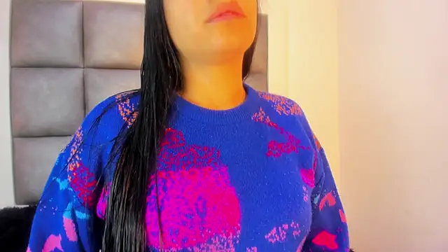 Snapshot of Mia_lopez__ chatting on 09/22/25, 01:24 Mia lopez   online show from 09/22/25, 01:24