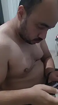 Urso Nerd online show from 10/19/25, 02:40