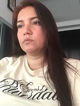 Snapshot of sweetdulcexxx chatting on 04/15/26, 02:46 sweetdulcexxx online show from 04/15/26, 02:46