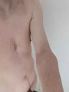 ijustwannafuckyou6969 online show from 06/01/26, 03:58