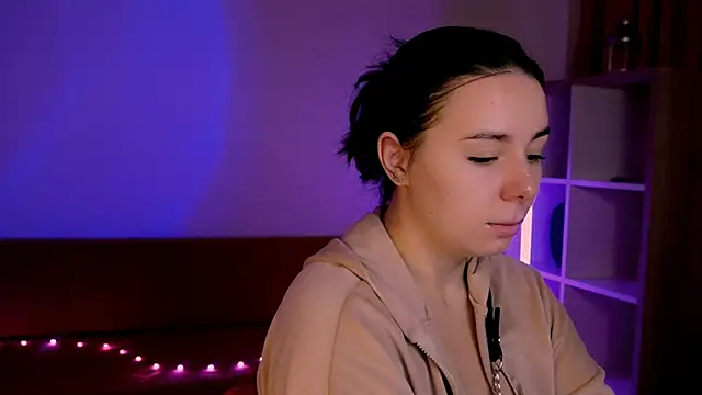 Di na Bell online show from 10/07/25, 05:37