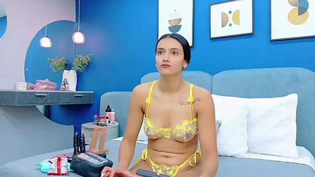 Snapshot of lixie_peyton chatting on 12/02/25, 12:32 lixie peyton online show from 12/02/25, 12:32