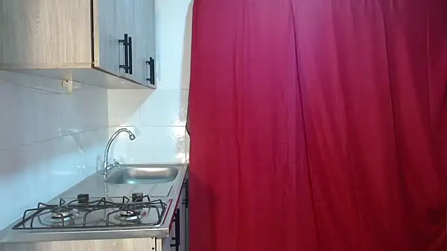 couple vzl online show from 09/18/25, 03:41