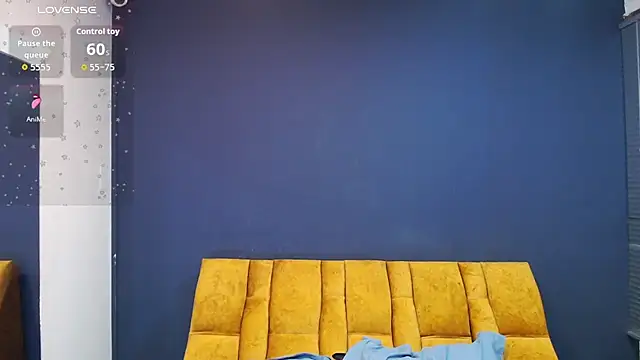 KendraaSimons online show from 04/24/26, 07:38