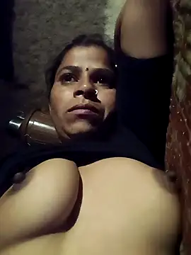 Suhani sharma1 online show from 09/22/25, 12:01