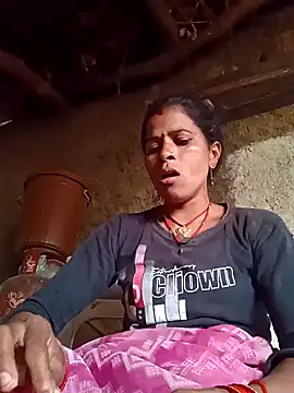 Suhani sharma1 online show from 10/24/25, 03:47