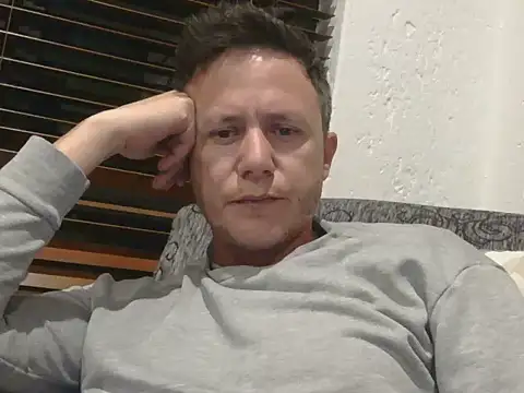 TroyDieselXXX online show from 11/03/25, 06:42