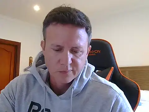 TroyDieselXXX online show from 04/24/26, 07:55