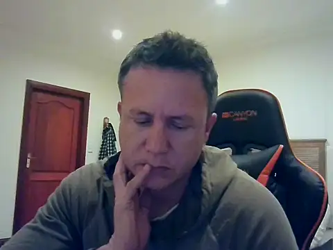 TroyDieselXXX online show from 07/27/26, 05:20