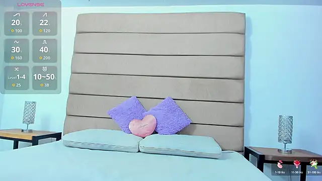 Snapshot of susan_elliot chatting on 11/13/25, 07:35 susan elliot online show from 11/13/25, 07:35