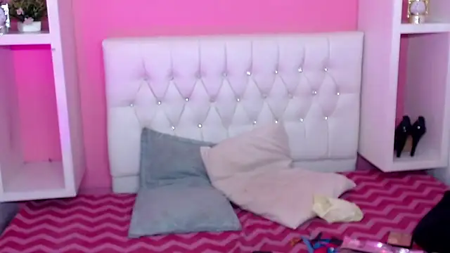 x isabella x online show from 06/14/26, 04:58
