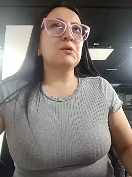 Romina693 online show from 09/29/25, 06:40