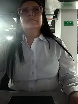 Romina693 online show from 11/11/25, 06:46