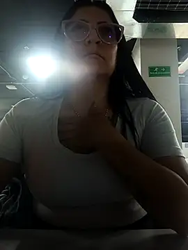 Romina693 online show from 11/23/25, 06:13