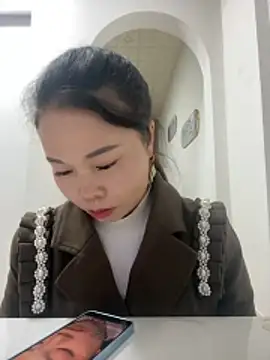 xlj4523 online show from 11/03/25, 09:21