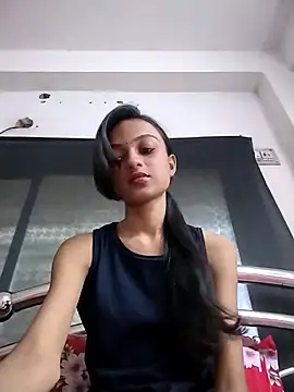 Snapshot of Your-Kitkat chatting on 10/05/25, 08:34 Your-Kitkat online show from 10/05/25, 08:34