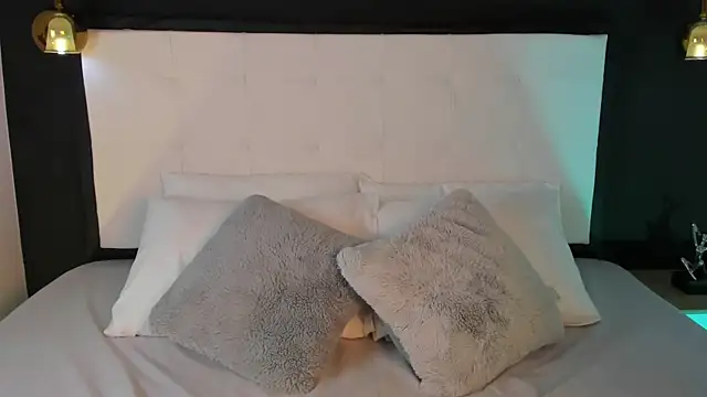 Snapshot of jessica_montez05 chatting on 09/23/25, 05:16 jessica montez05 online show from 09/23/25, 05:16