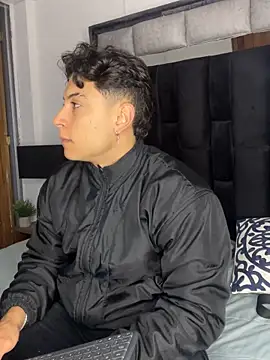 MR MUSCLE online show from 10/10/25, 11:42