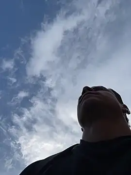 Snapshot of MR_MUSCLE chatting on 11/26/25, 11:44 MR MUSCLE online show from 11/26/25, 11:44