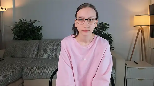 AnnisGelI online show from 12/02/25, 01:39