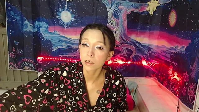 Zafira Mayeers online show from 10/22/25, 04:35