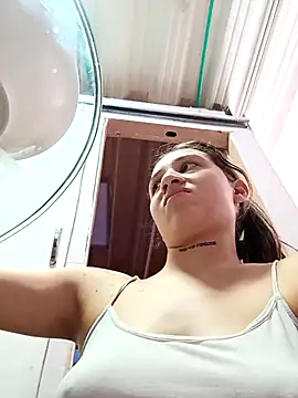 Arii collins1 online show from 10/25/25, 06:35