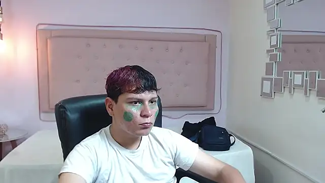dondanys online show from 09/11/25, 07:36