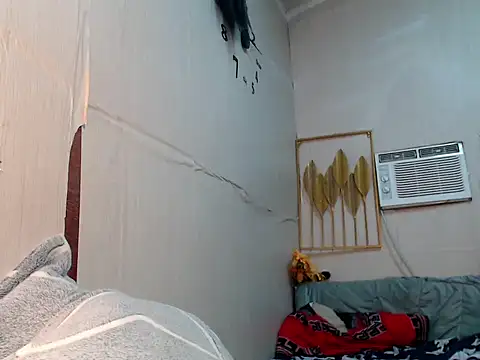 Snapshot of ladyhotcuming chatting on 02/26/26, 04:06 ladyhotcuming online show from 02/26/26, 04:06