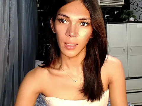 Snapshot of ladyhotcuming chatting on 05/27/26, 01:57 ladyhotcuming online show from 05/27/26, 01:57