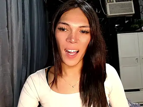 Snapshot of ladyhotcuming chatting on 06/02/26, 12:18 ladyhotcuming online show from 06/02/26, 12:18