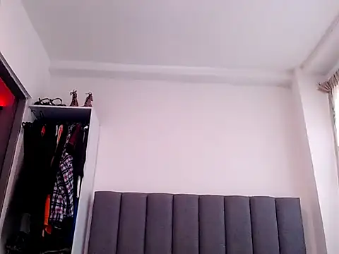 saara johnson496 online show from 05/22/26, 11:38