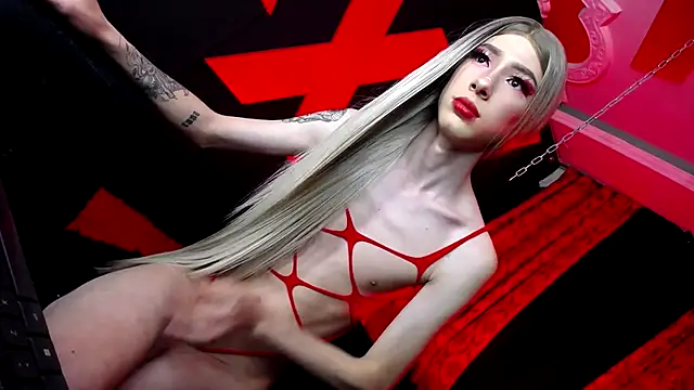 Snapshot of abrilbigcock chatting on 09/25/25, 02:48 abrilbigcock online show from 09/25/25, 02:48