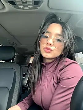 Michelle Zoe online show from 09/17/25, 02:19